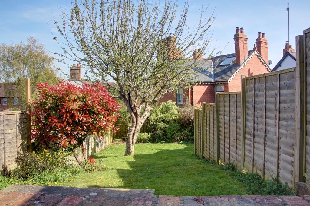 Property photo 2 of 12 Albion Street Matt Clinton Ewemove Kenilworth