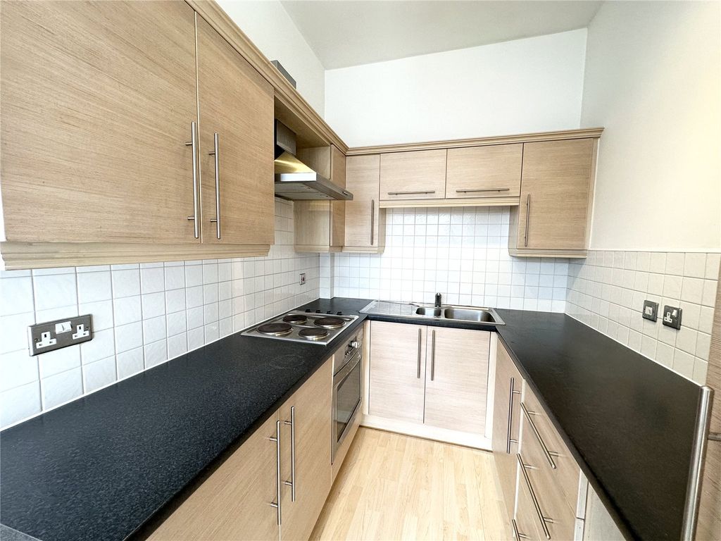 Property photo 2 of 8 Picture No. 05