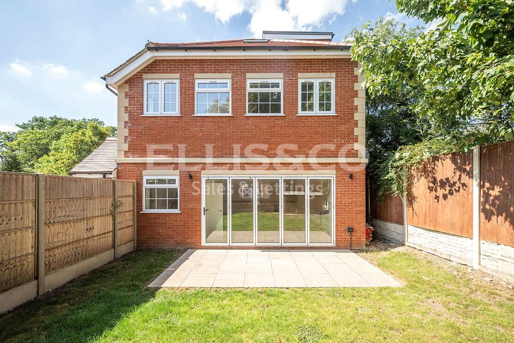 Property photo 3 of 18 Picture No. 19