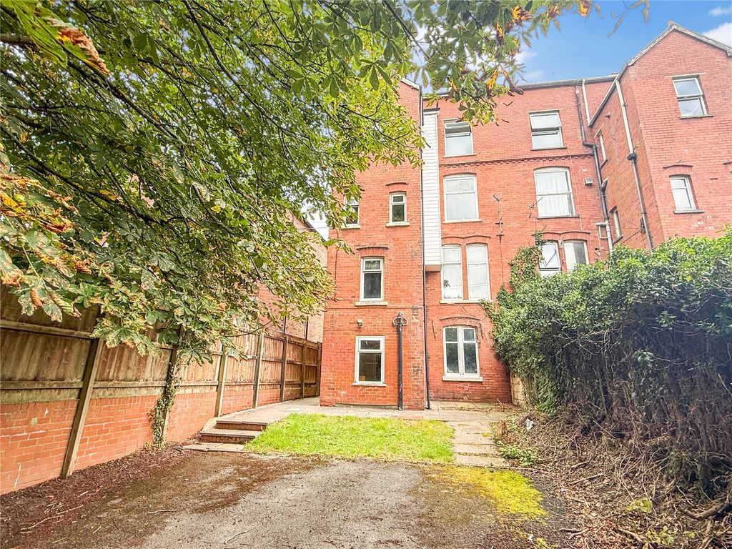 Property photo 3 of 12 Picture No. 11