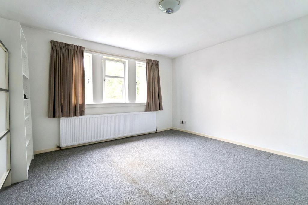 Property photo 3 of 19 Picture No. 09