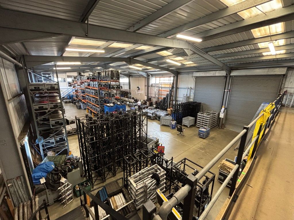 Property photo 3 of 6 Photo 2