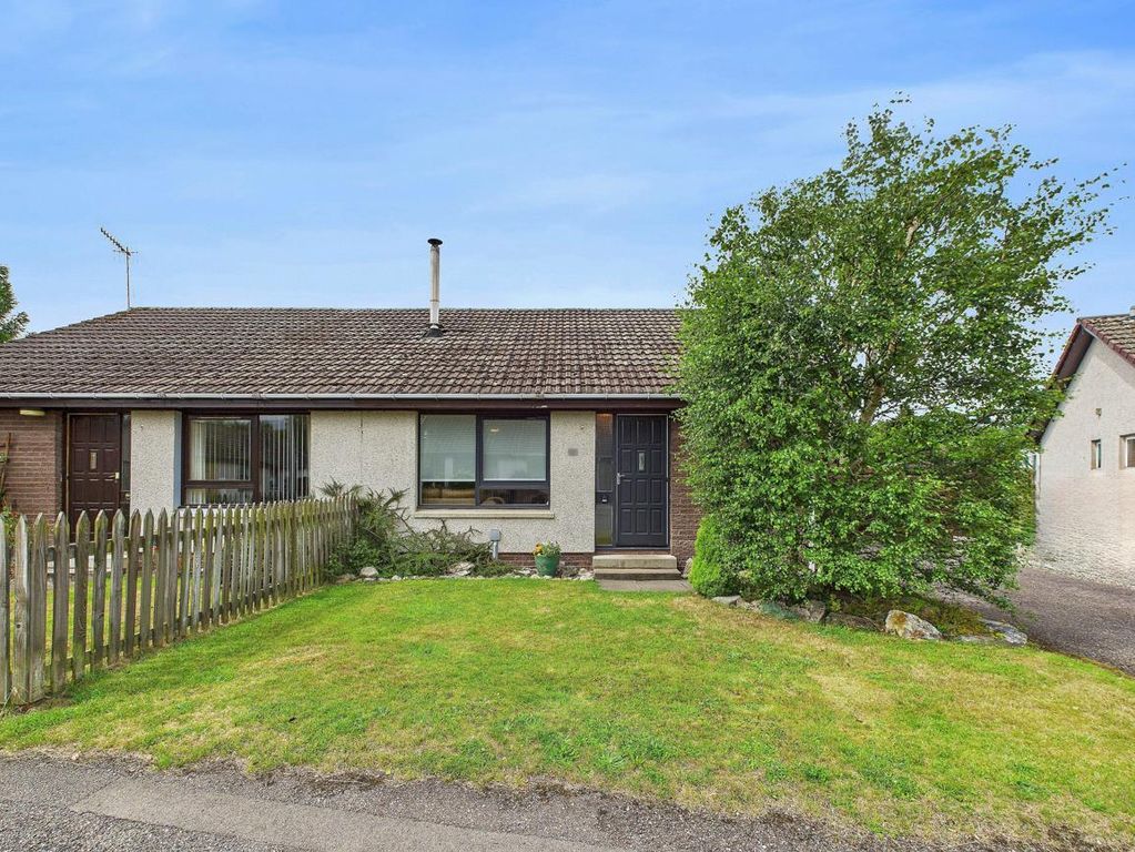 Property photo 1 of 21 Front