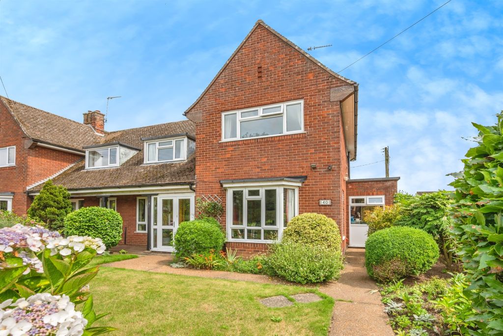 Property photo 1 of 17