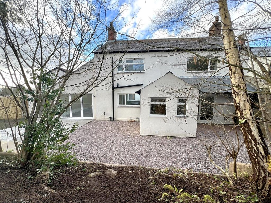 Property photo 1 of 38