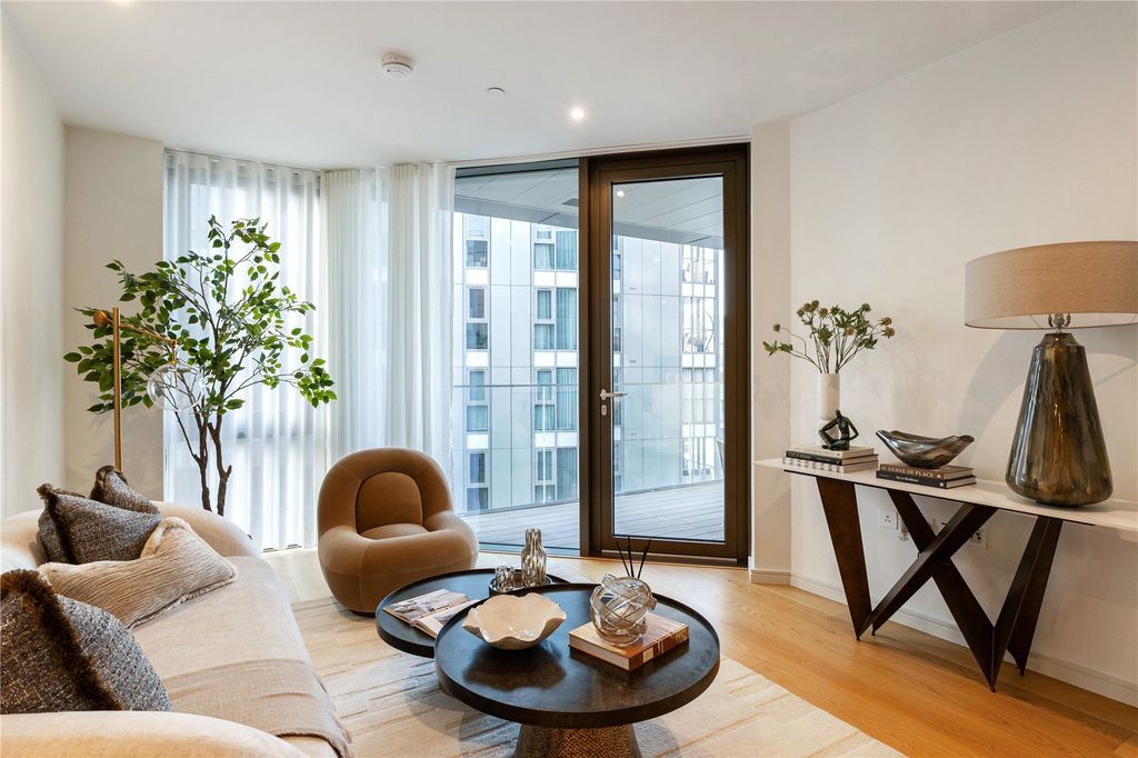 Property photo 2 of 30 Reception Room