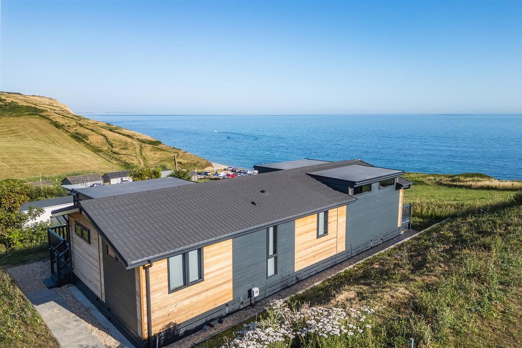 Property photo 1 of 19 Dji_0219-Hdr.Jpg