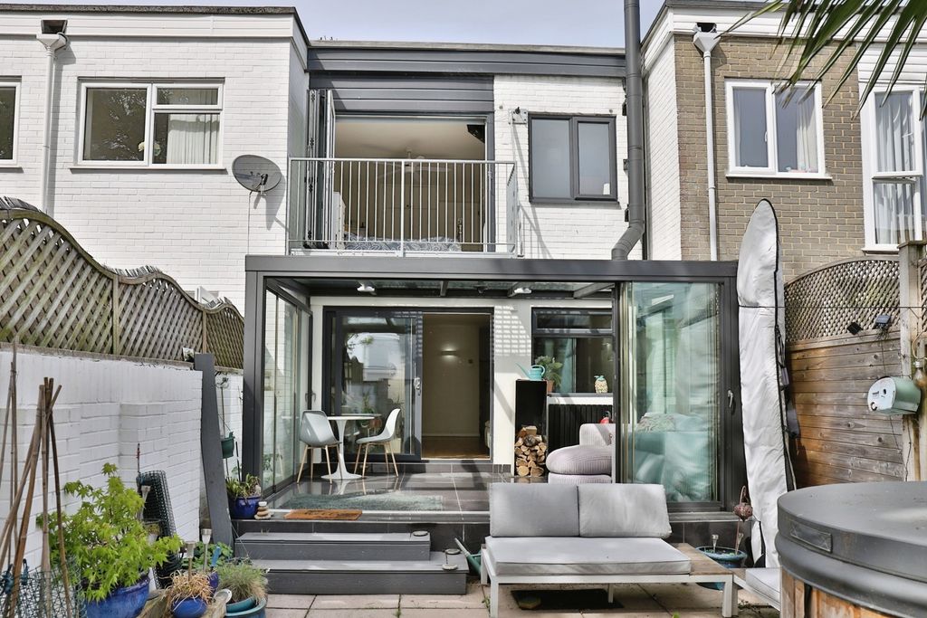 Property photo 1 of 20 Pbox-Img.Jpg