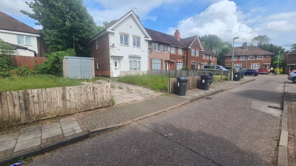 Property photo 2 of 11