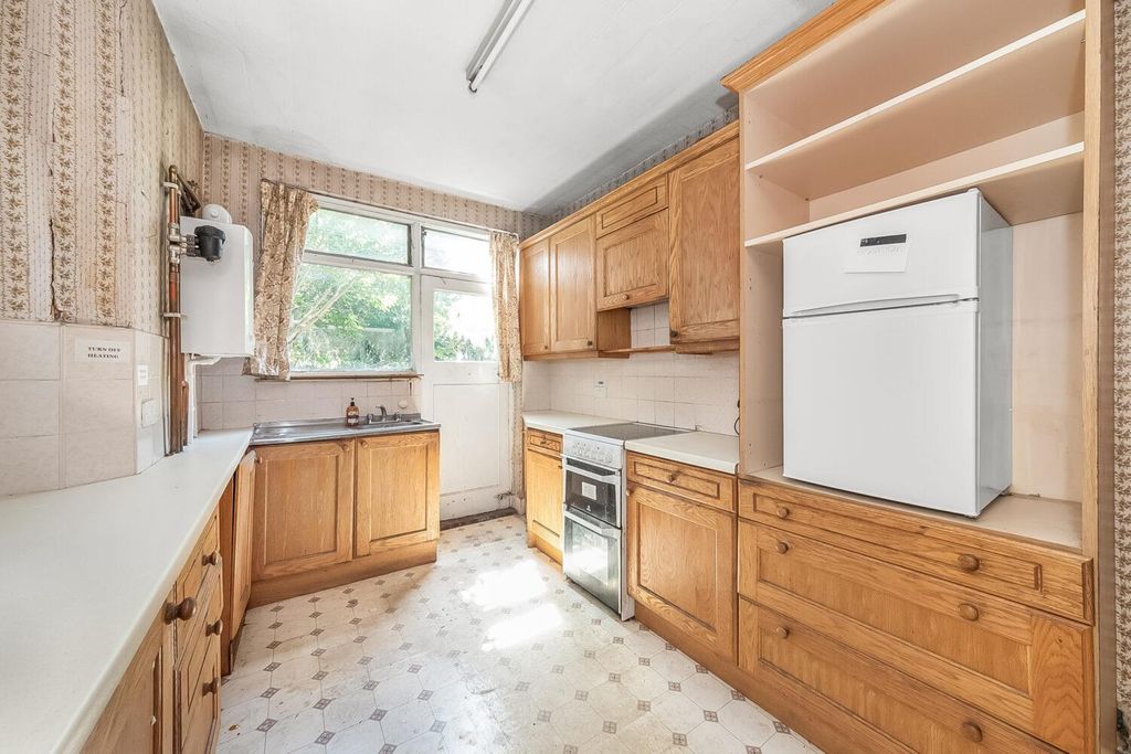 Property photo 3 of 10 3.Jpg