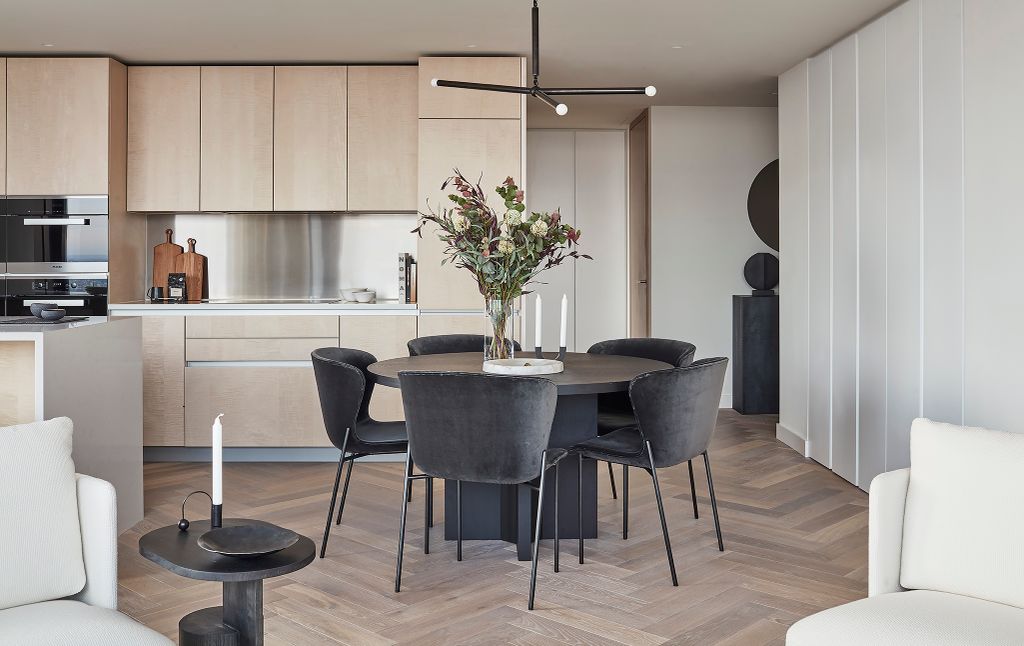 Property photo 2 of 9 5