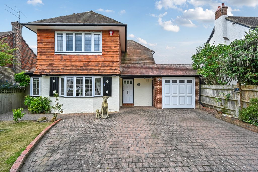 Property photo 1 of 29 Front Alt