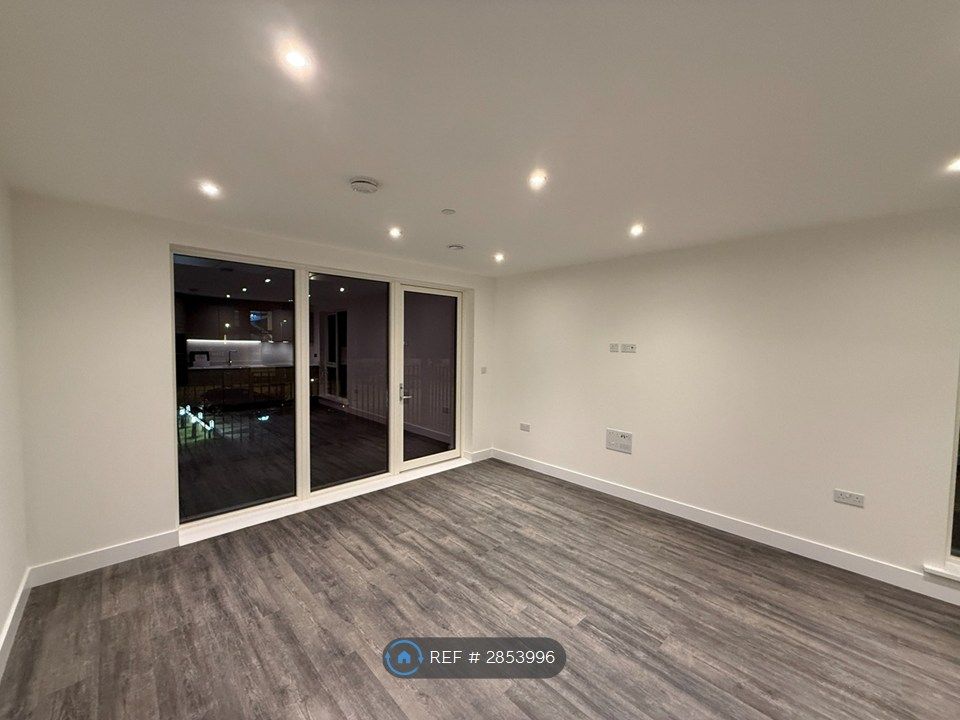 Property photo 2 of 12 Living Area