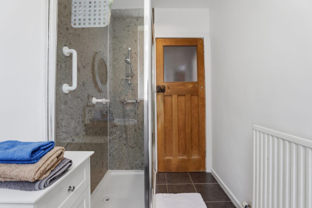 Additional image 6 of 3 bed flat for saleSt Helena Crescent, Hardgate G81