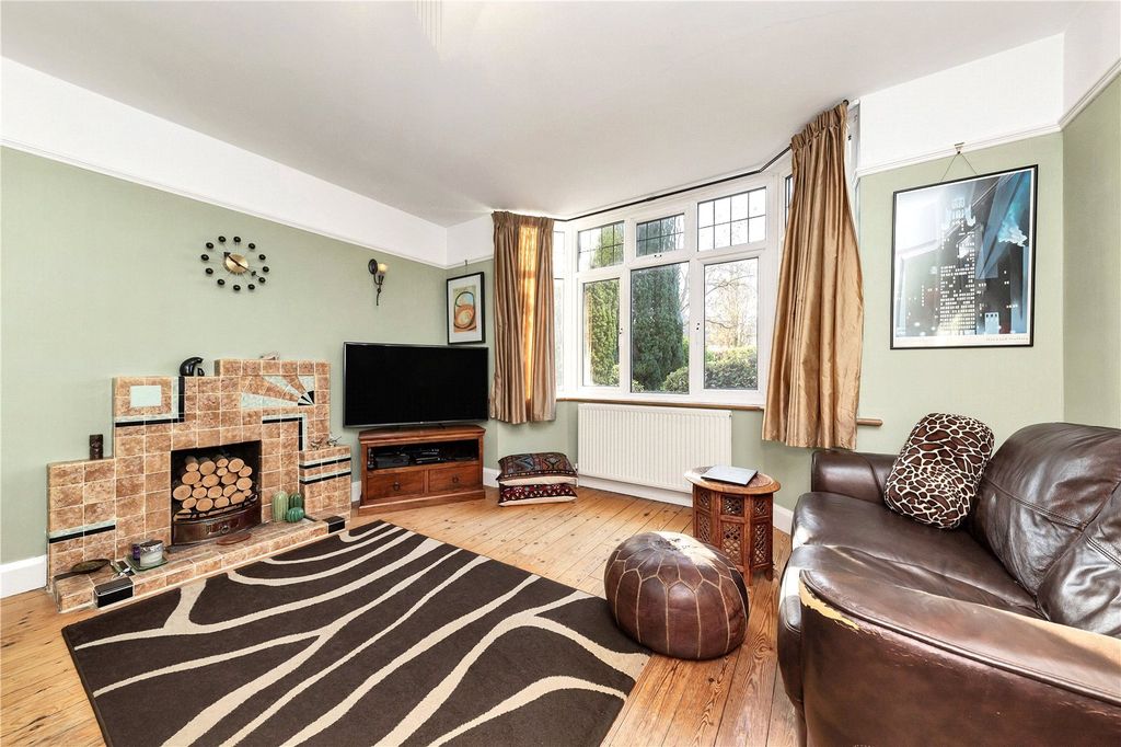 Property photo 2 of 13 Picture No. 04