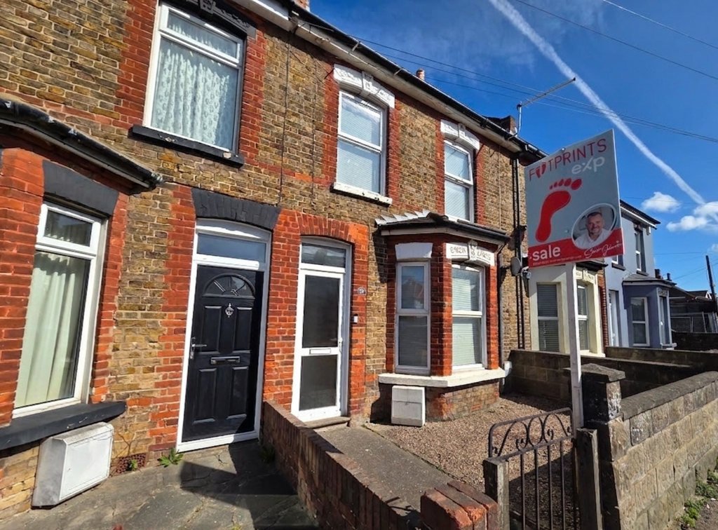 Property photo 1 of 9