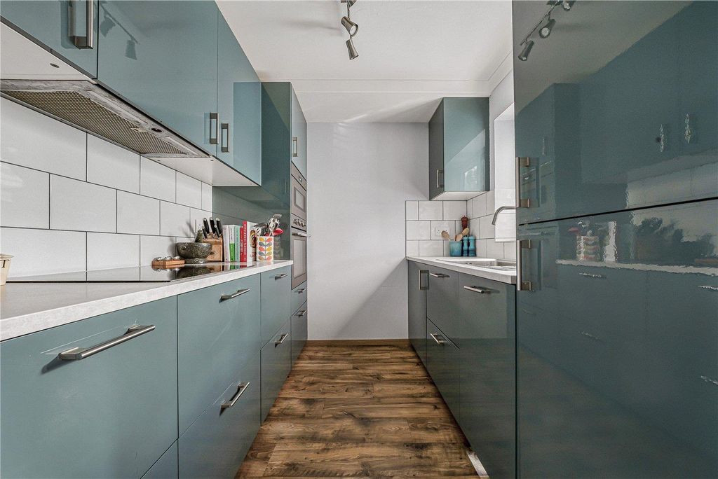 Property photo 3 of 13 Picture No. 14