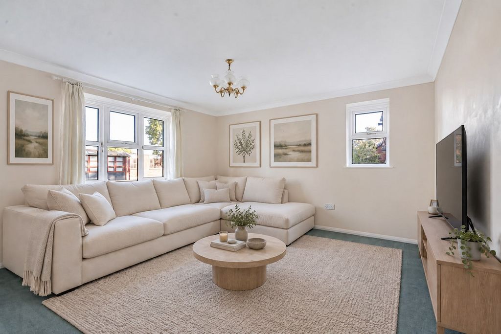 Property photo 2 of 7