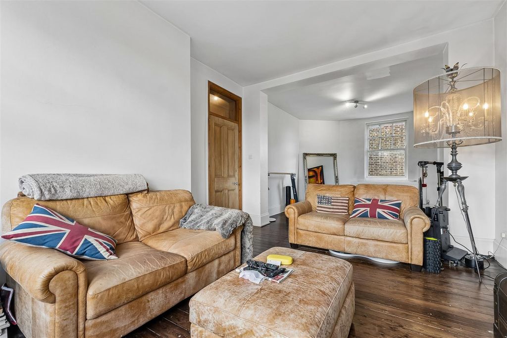 Property photo 3 of 14 For Sale - Arlington Park Mansions, W4
