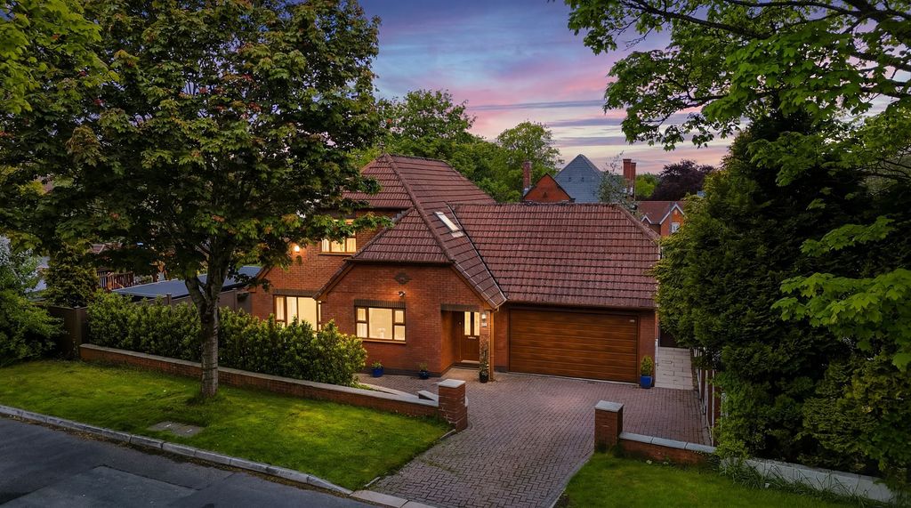 4 bed detached house for saleHollins Lane, Baxenden, Accrington BB5