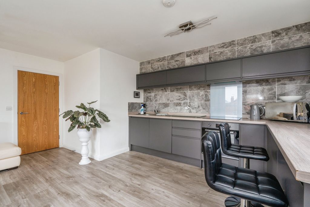 Property photo 3 of 16 Photography