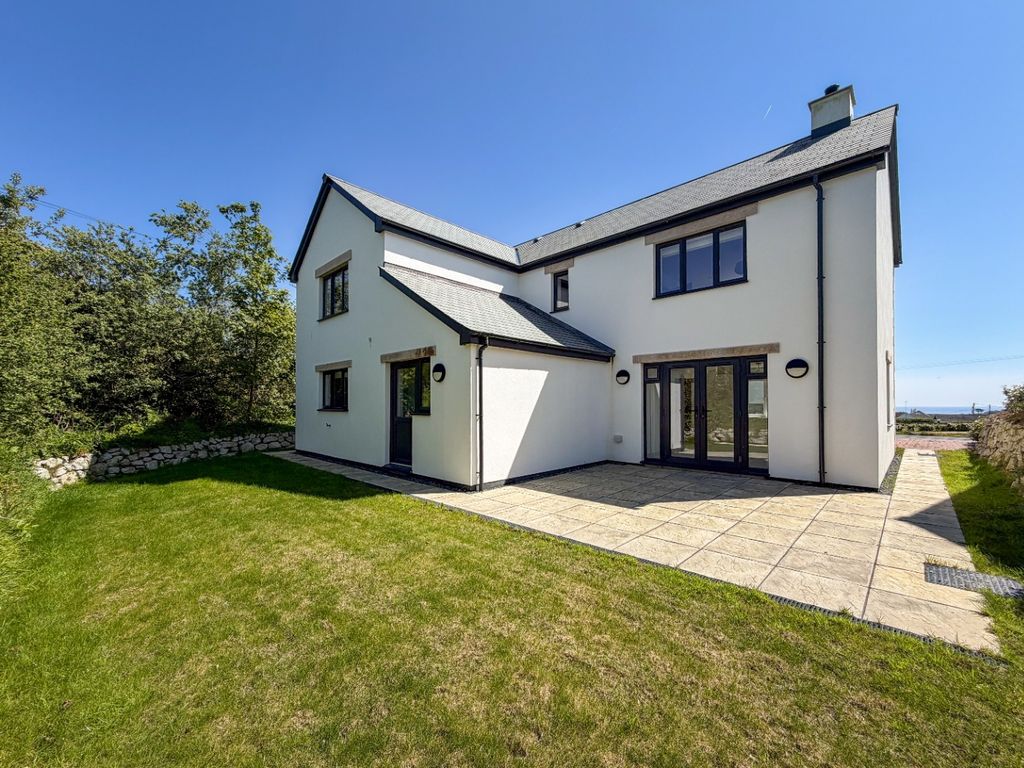 Property photo 1 of 19 5125593