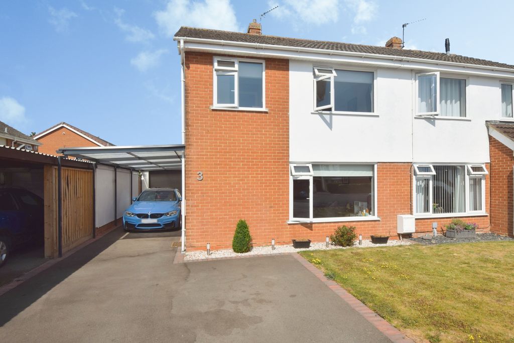 Property photo 1 of 11 New External