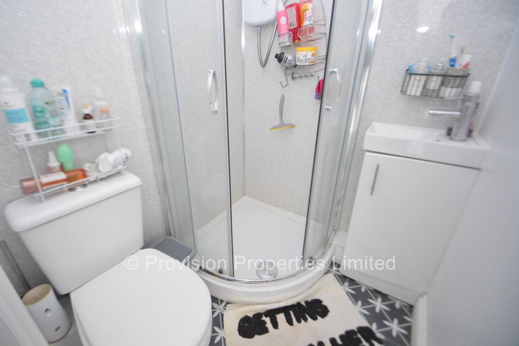 Property photo 2 of 7 Photo