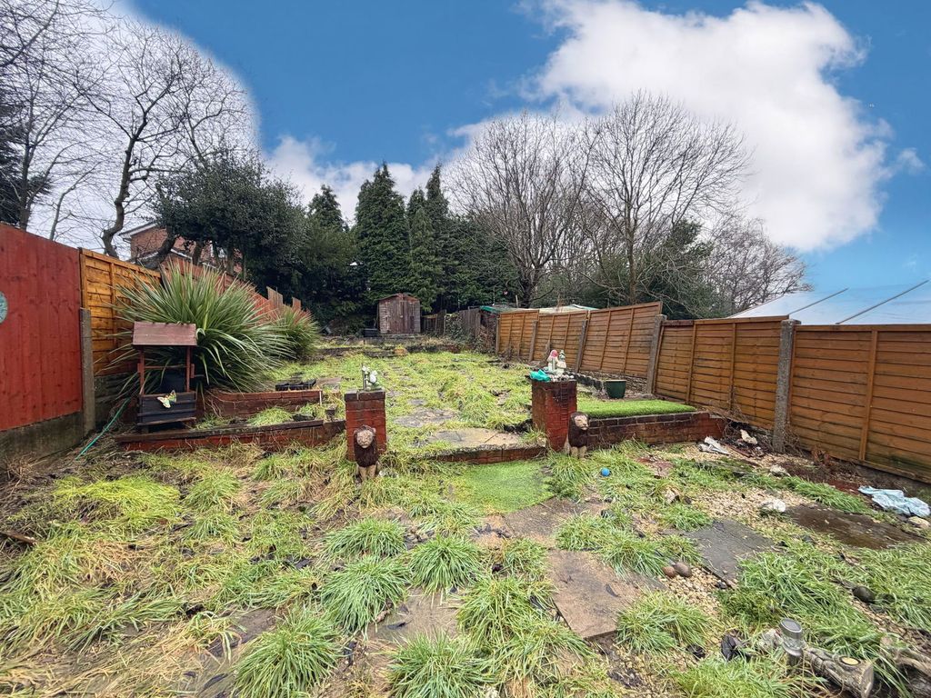 Property photo 2 of 14