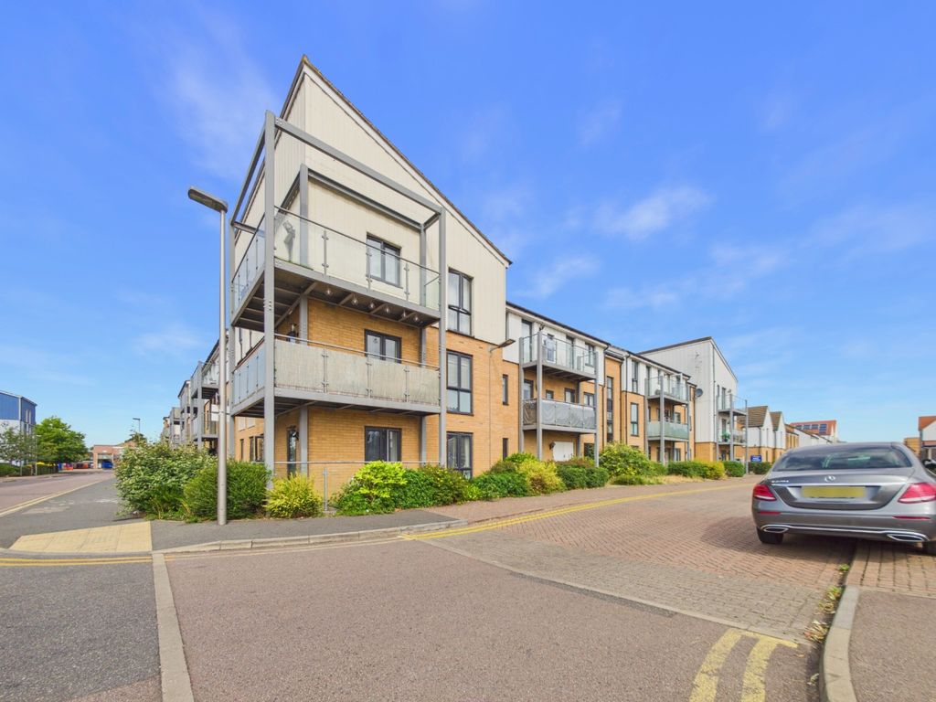 Property photo 1 of 17 5015833