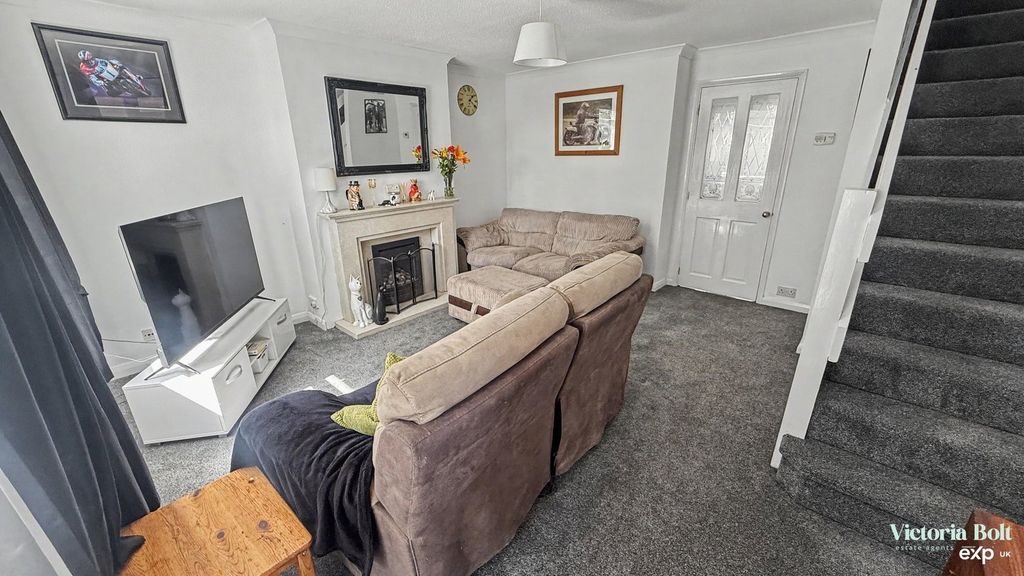 Property photo 3 of 15