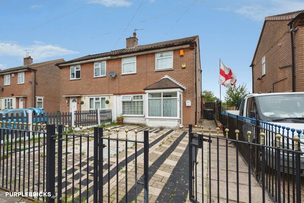 Property photo 2 of 13