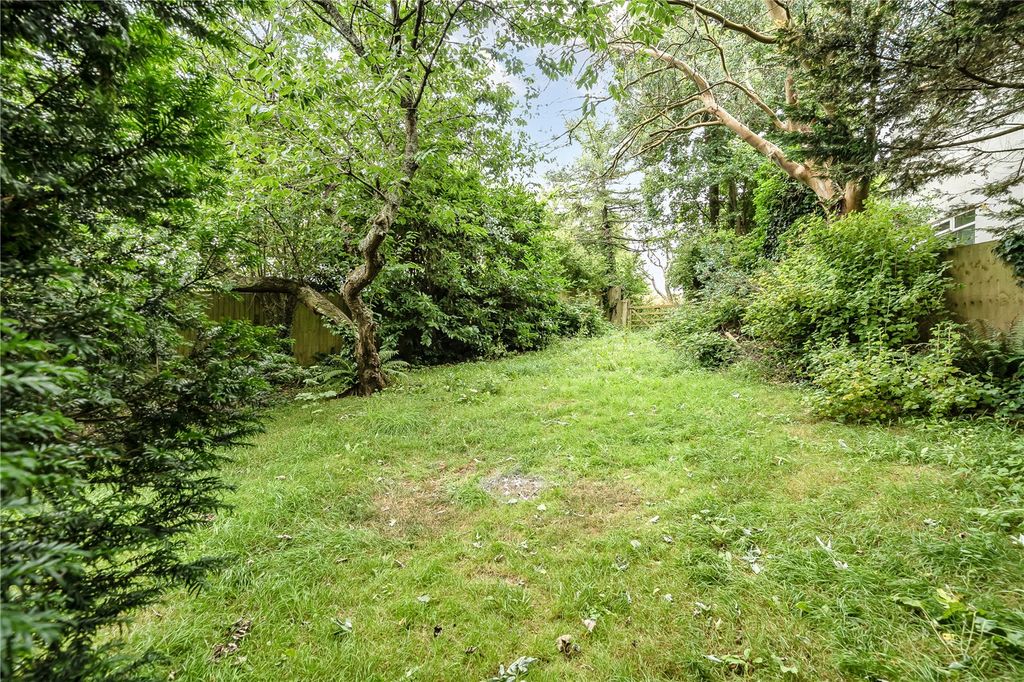 Property photo 3 of 22 Picture 3