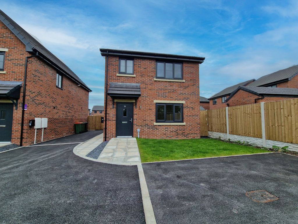 Property photo 1 of 15