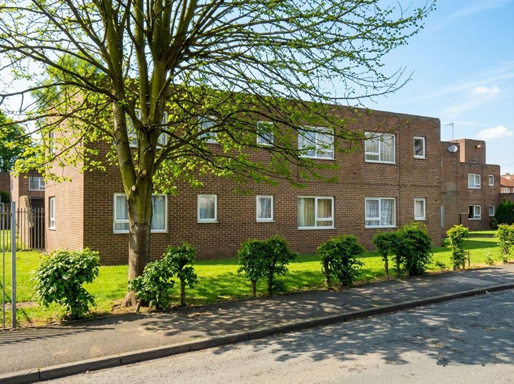 Property photo 1 of 2 Carltonfb.Jpg