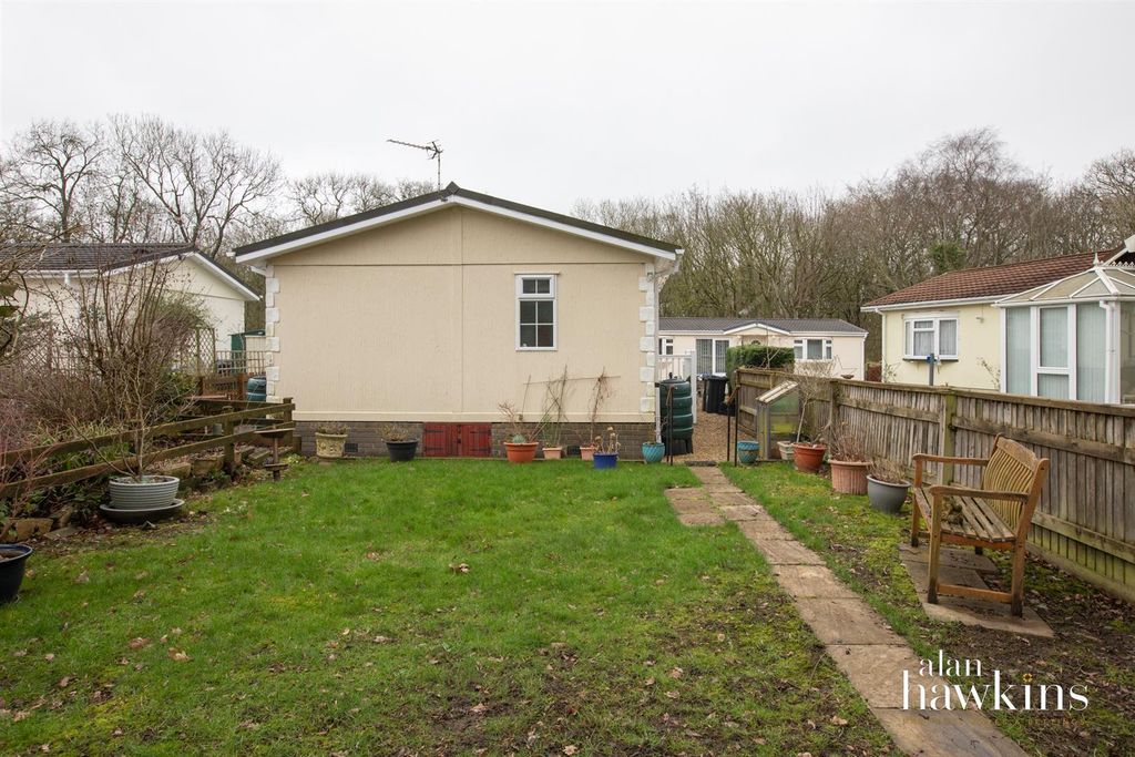 Property photo 2 of 15 Ah3474 (2 Of 18).Jpg