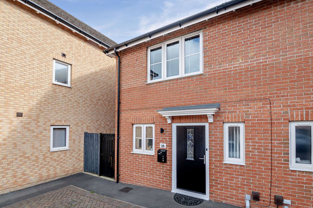 Property photo 1 of 22 Street View