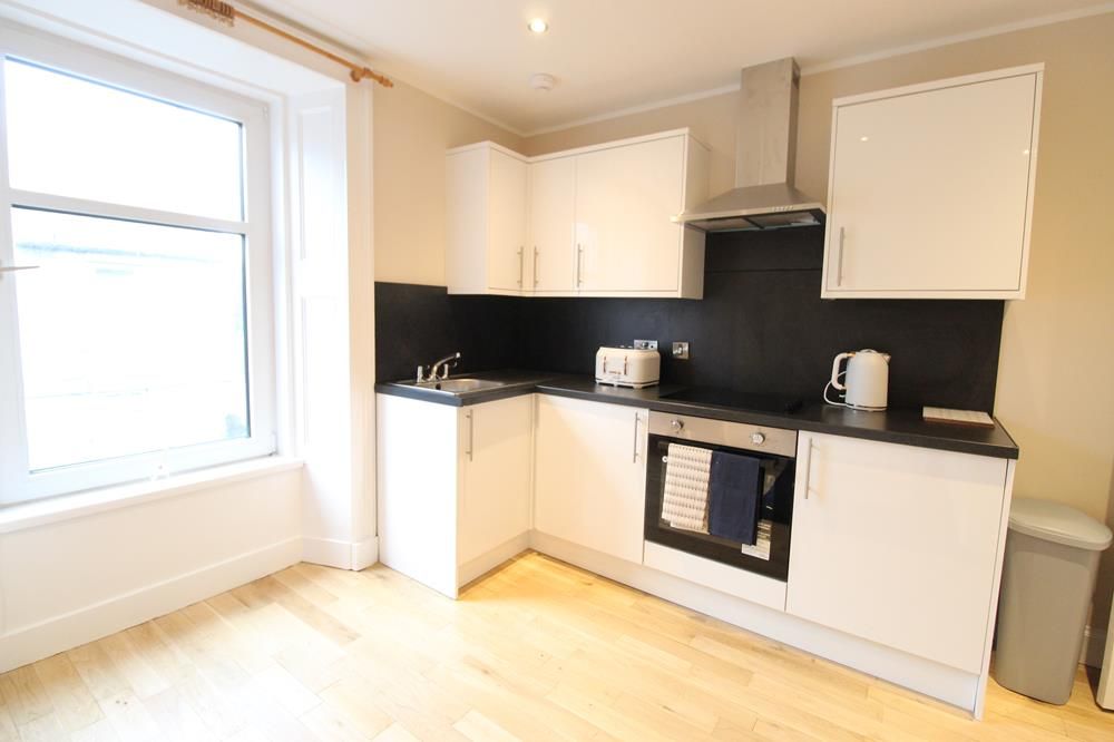 Property photo 2 of 4 Kitchen