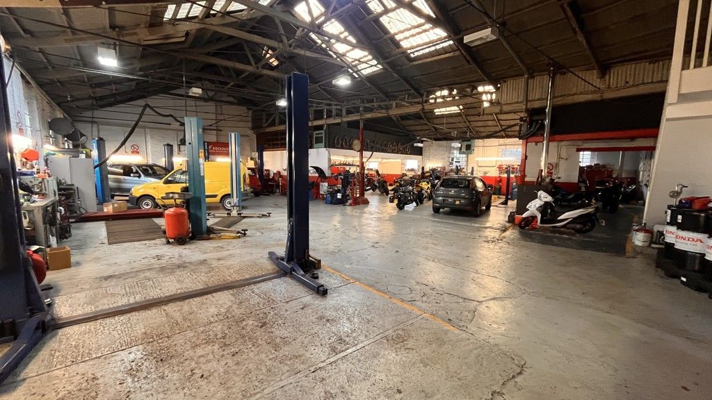 Property photo 2 of 8 Photo 2