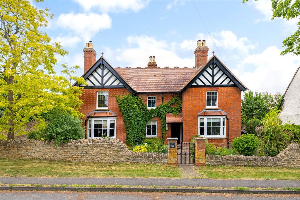 Property photo 1 of 24