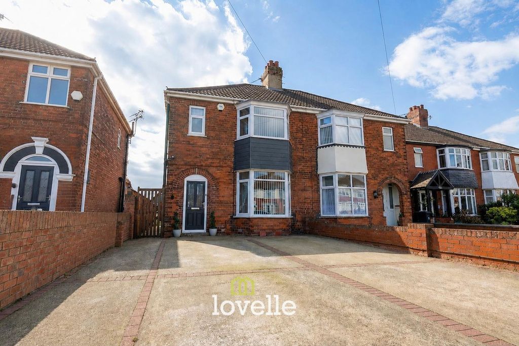 Property photo 1 of 29
