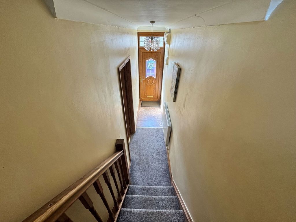 Property photo 3 of 30