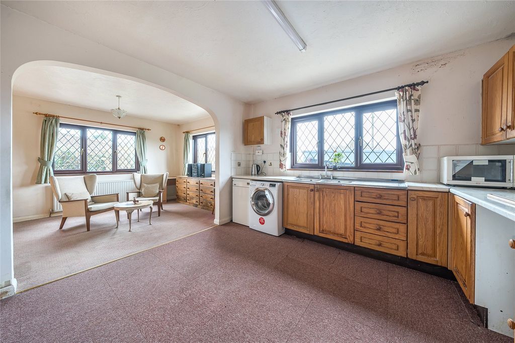 Property photo 3 of 26 Picture No. 10