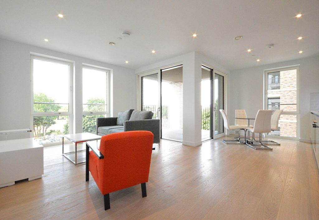 Property photo 1 of 11 2 Double Bedroom Apartment To Rent