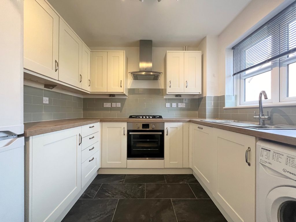 Property photo 2 of 24 Picture No. 34