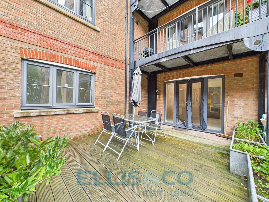 Property photo 1 of 15 Picture No. 25