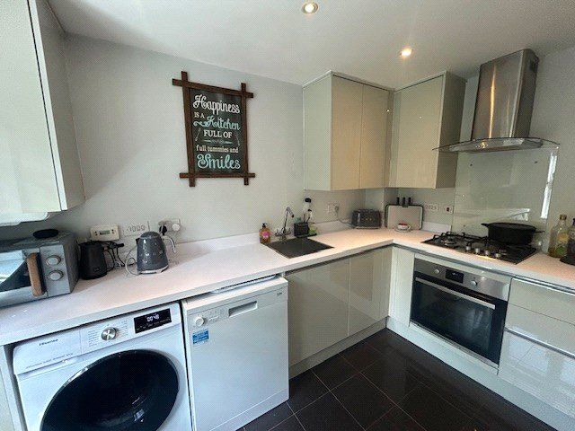 Property photo 2 of 14 Picture No. 02