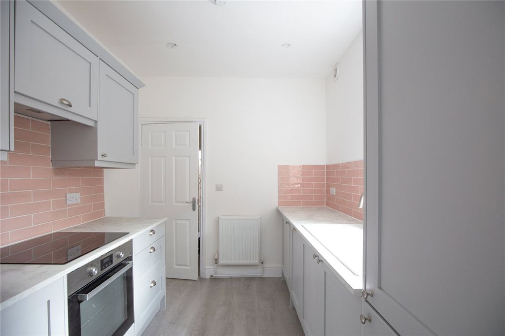Property photo 3 of 10 Picture No. 08