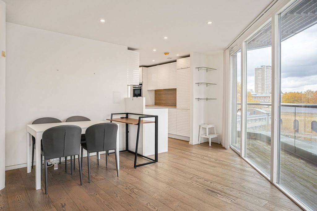 Property photo 2 of 35 Reception Room