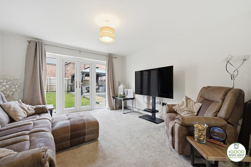 Property photo 3 of 31